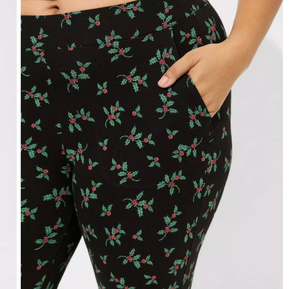 TORRID Full Length Holly Leaf Leggings Size 1X Signature Waist Pocket Black NEW - Picture 3 of 6